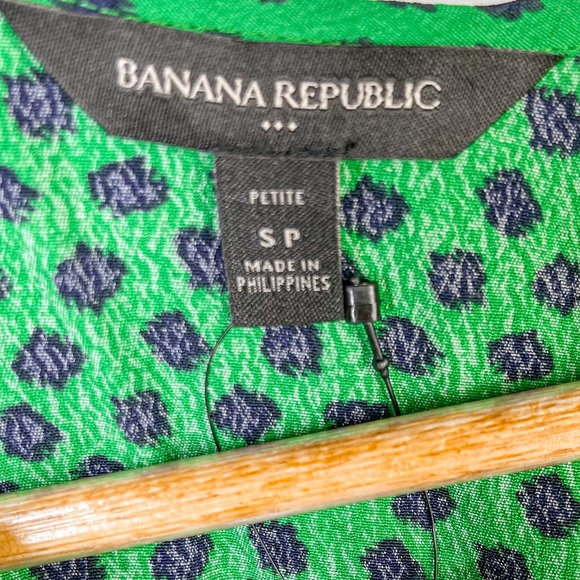 Banana Republic Balloon Sleeve Fit and Flare Dress Green SP - Picture 5 of 7